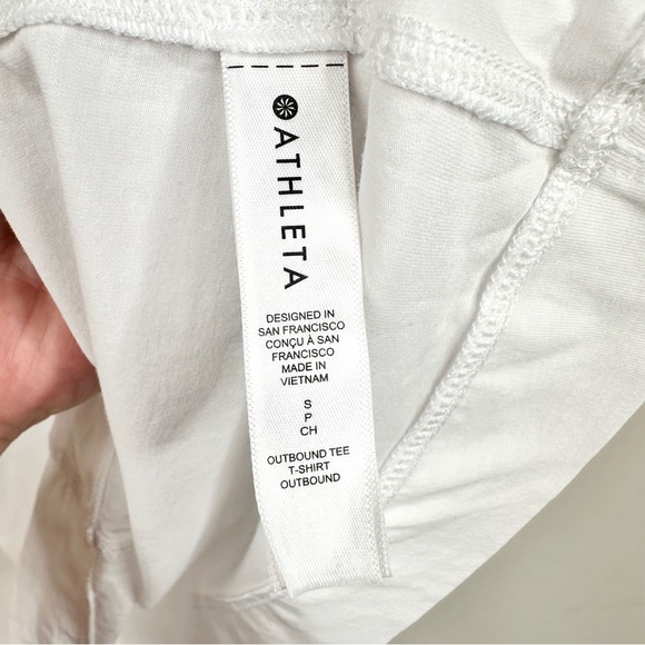 Athleta Outbound Tee Simone Biles Use Your Voice Bright White Top Small - Picture 8 of 14